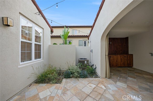 Building Photo - 65 Greenhouse