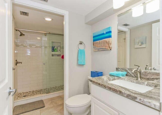 Building Photo - 353 S US Hwy 1