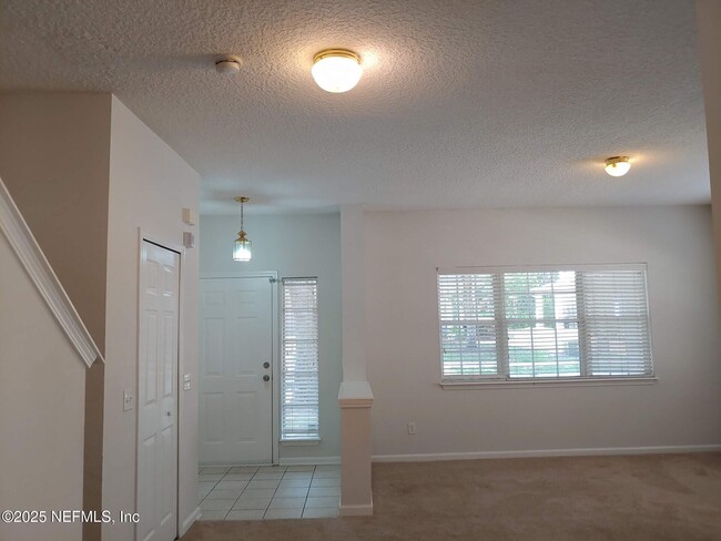 Building Photo - 1723 Forest Lake Cir W