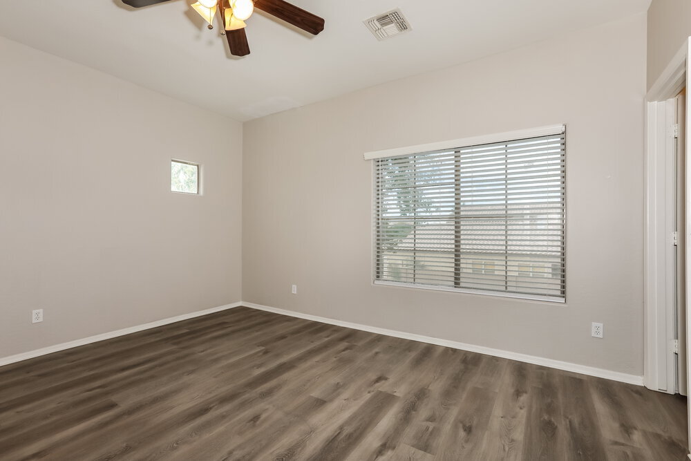 Building Photo - 30783 N Karen Ave