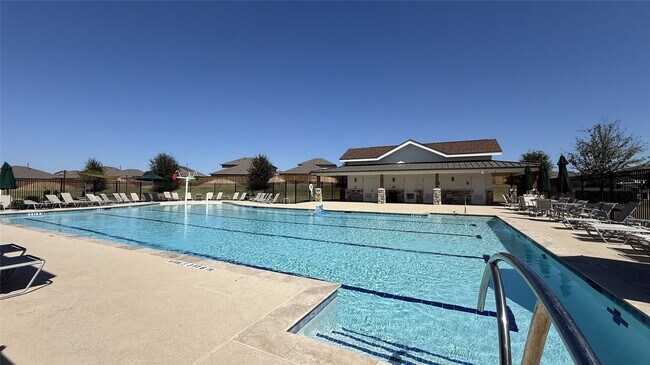 Building Photo - 15150 Willow Hts Ln