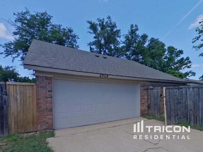 Building Photo - 2908 Lemmontree Ln