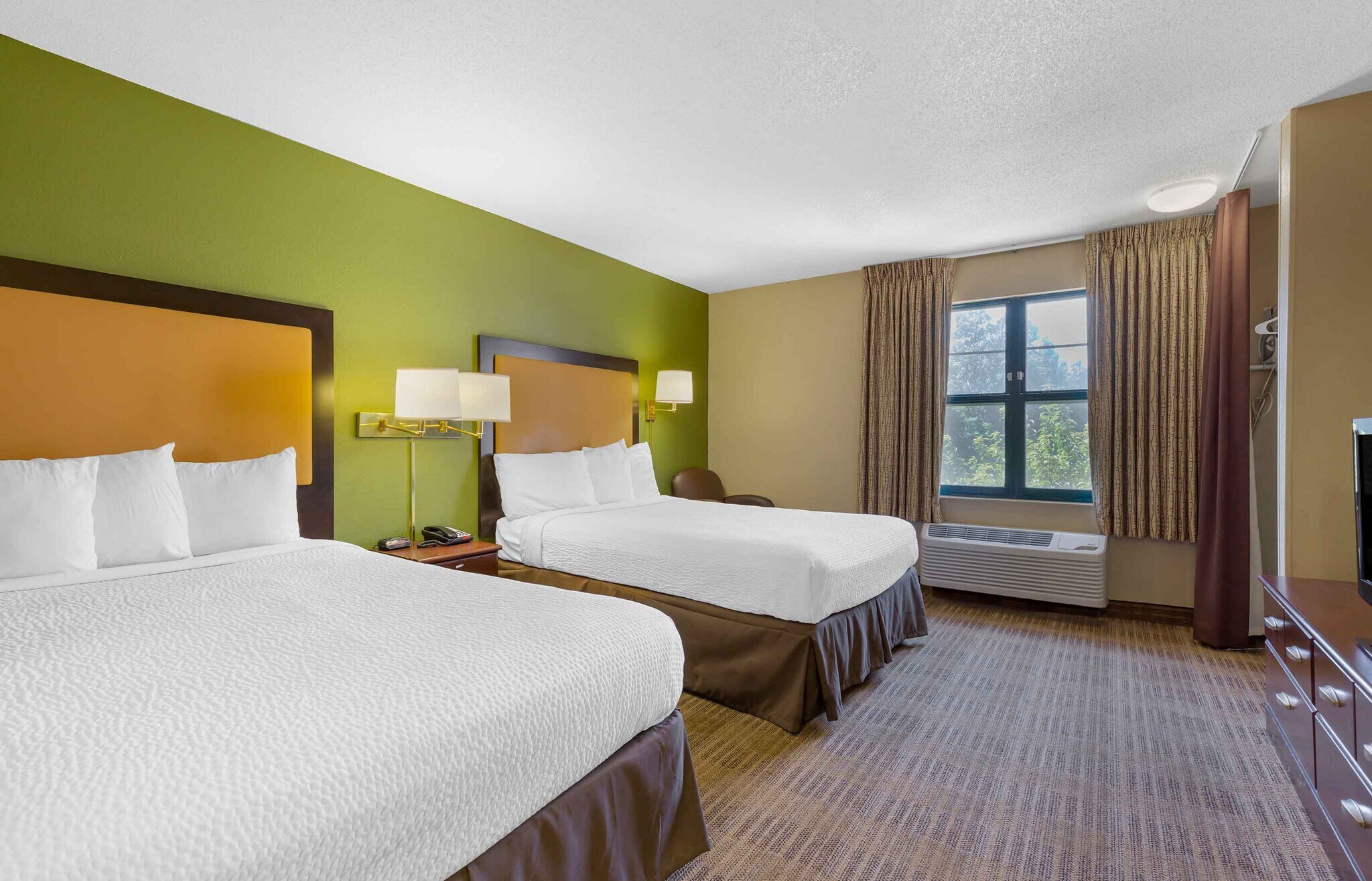 Building Photo - Furnished Studio-Huntsville - U.S. Space a...