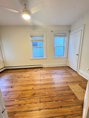 Building Photo - 19 Rockview St