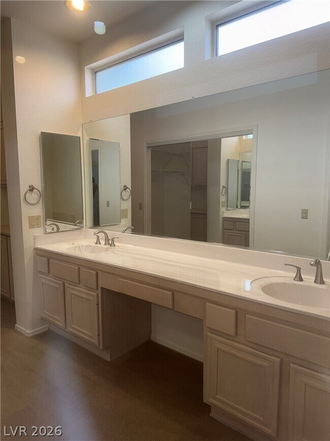 Building Photo - 8900 Kingsmill Dr