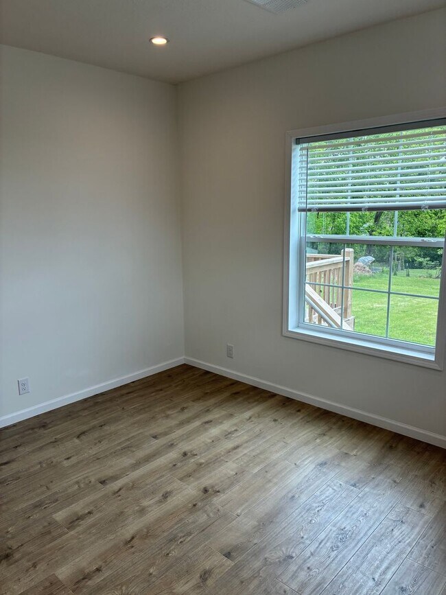 Building Photo - Modern 3 Bedroom 2 Bath House - New Build! Available NOW!