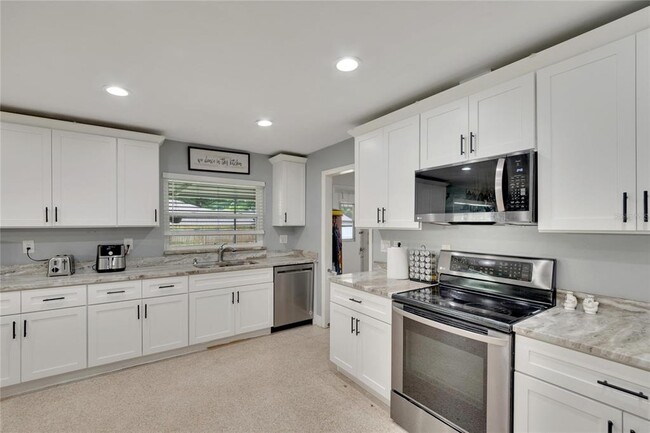 Building Photo - 1607 Melodie Dr