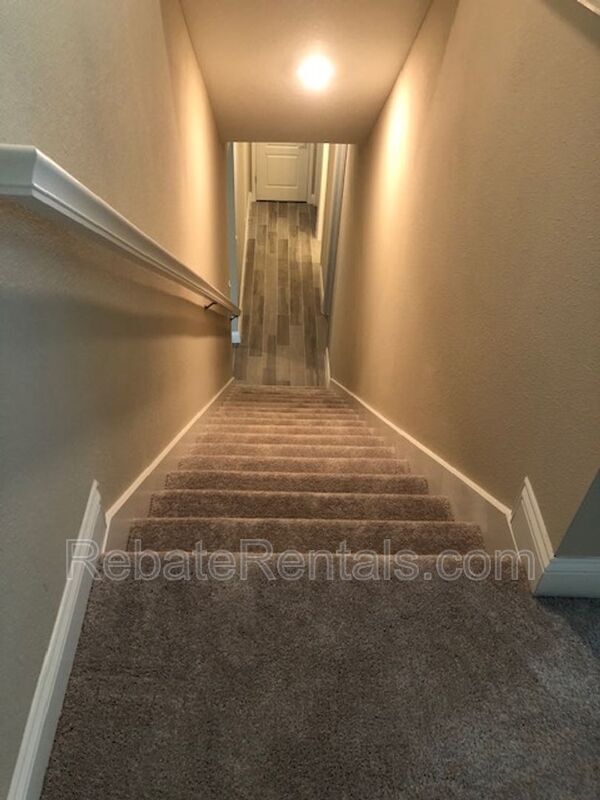 Building Photo - 308 Sweet Oak Wy