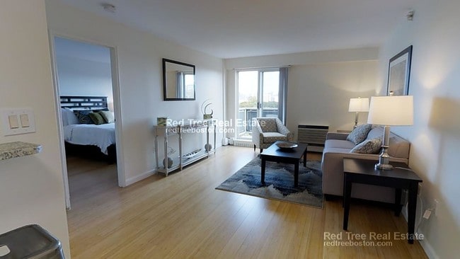 Building Photo - 175 Freeman St