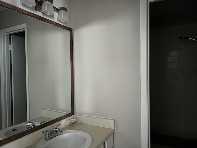 Building Photo - 100 Hillside Rd