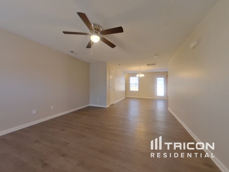 Building Photo - 11808 Kilrush Dr