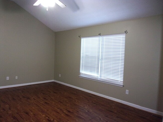 Building Photo - Downtown Rock Hill 3 Bedroom 2 Bath Updated Home