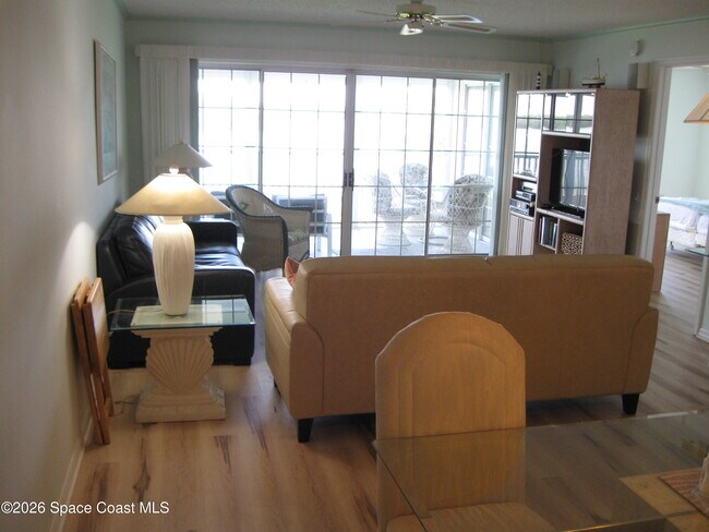 Building Photo - 630 S Brevard Ave