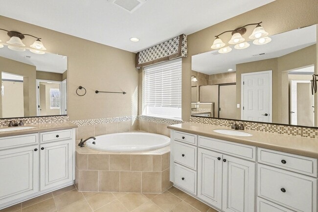 Building Photo - 3038 Percheron Dr