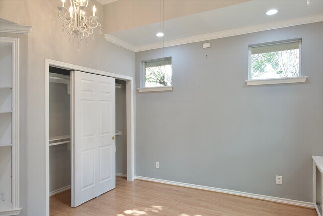 Building Photo - 6506 Taimer Ct