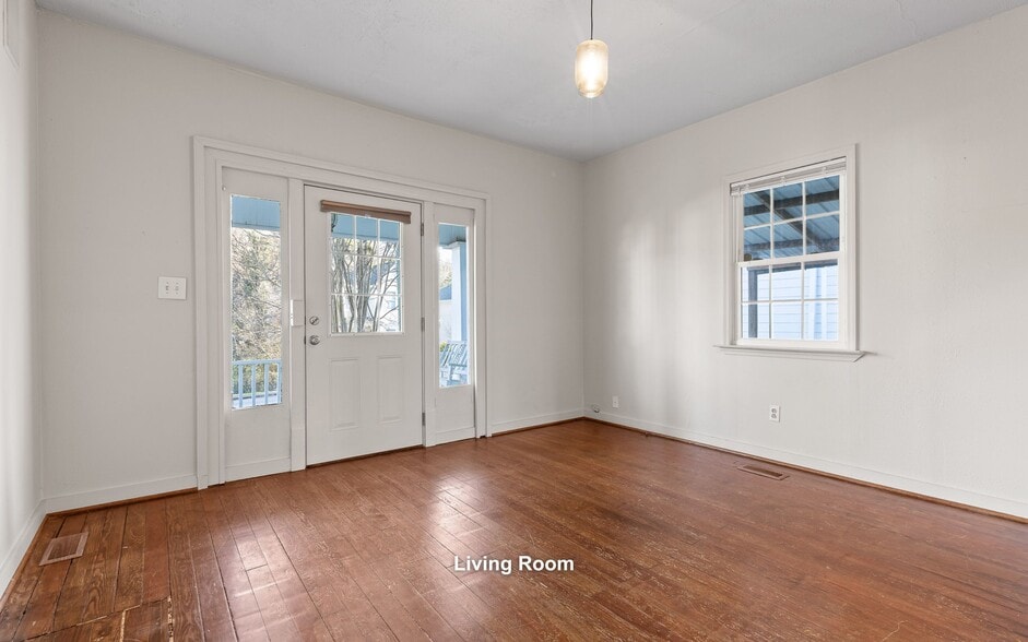 Building Photo - 304 Keith St