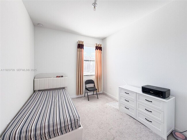 Building Photo - 11962 SW 247th Ter