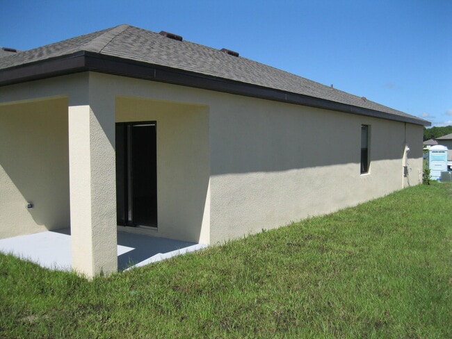 Building Photo - 476 Seafoam Cir