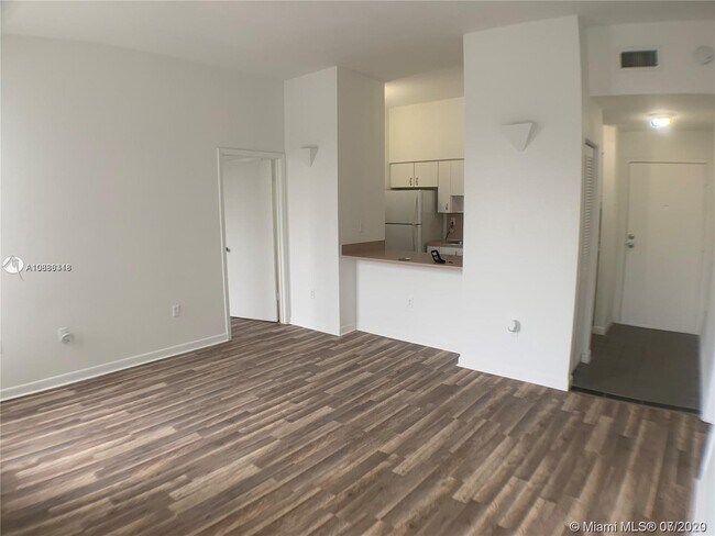 Building Photo - 7400 W 20th Ave