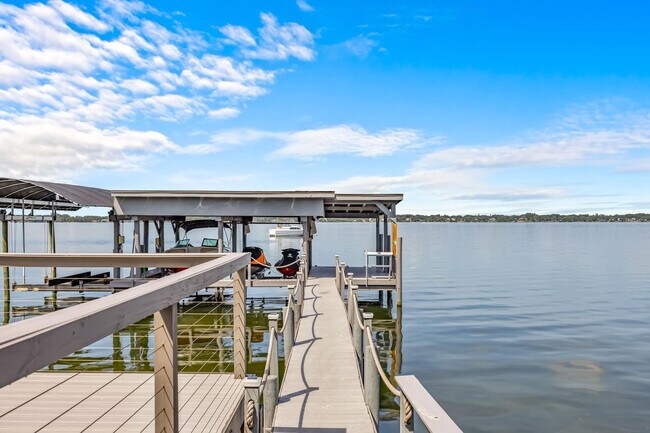 Building Photo - 2175 S Tropical Trail