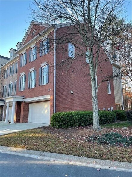 Building Photo - 534 Vinings Estates Dr SE