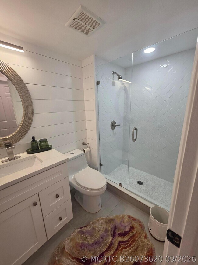 Building Photo - 200 Intracoastal Pl