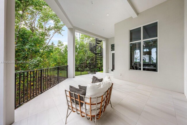 Building Photo - 3912 Island Estates Dr