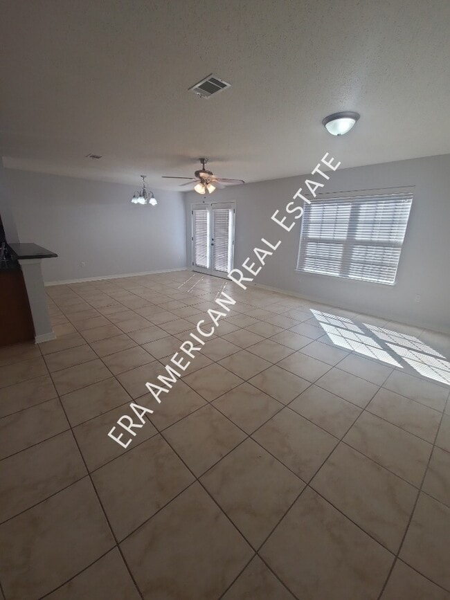 Building Photo - 291 Dahlquist Dr
