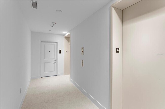 Building Photo - 3015 S Ysabella Ave