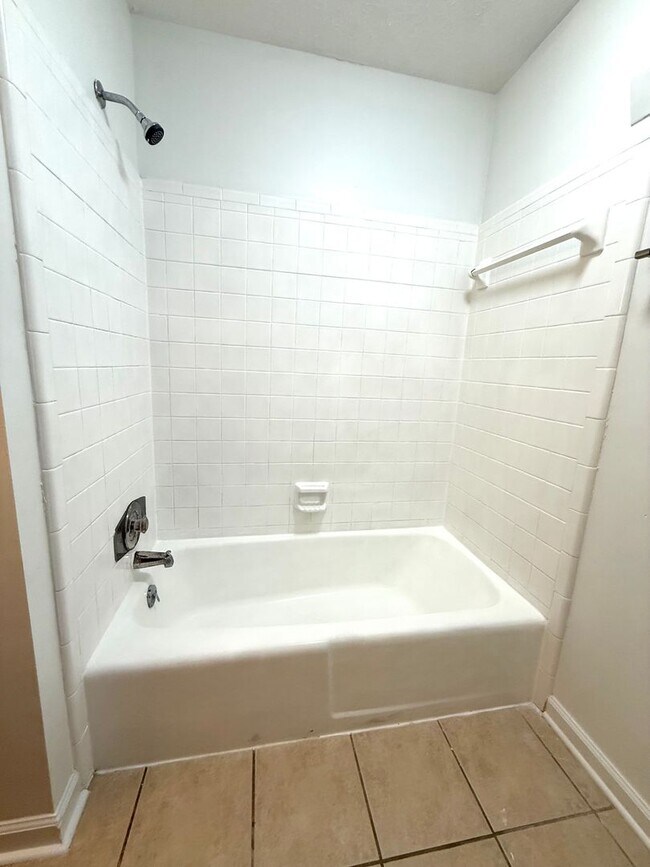 Building Photo - RENOVATED!!!!Great Location with Desirable...