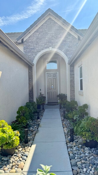 Building Photo - 2093 Cortner St