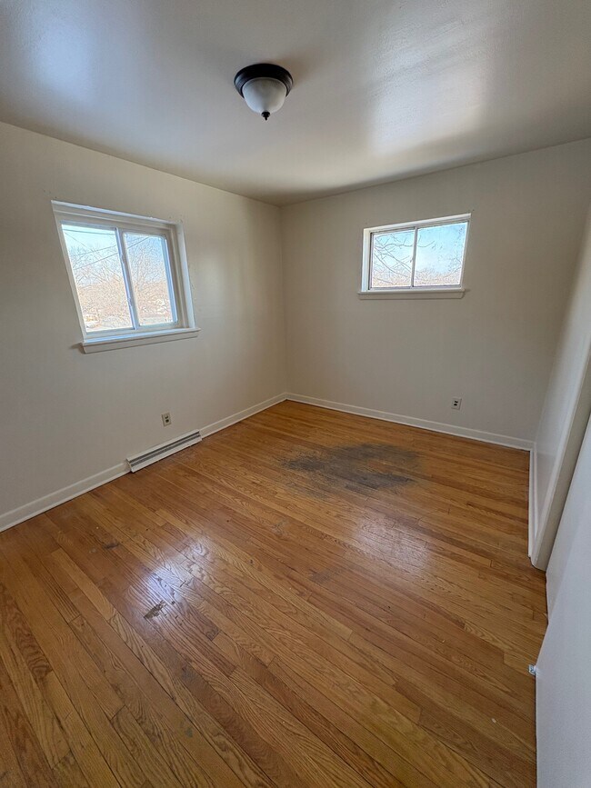 Building Photo - 9111 Northcrest Ln