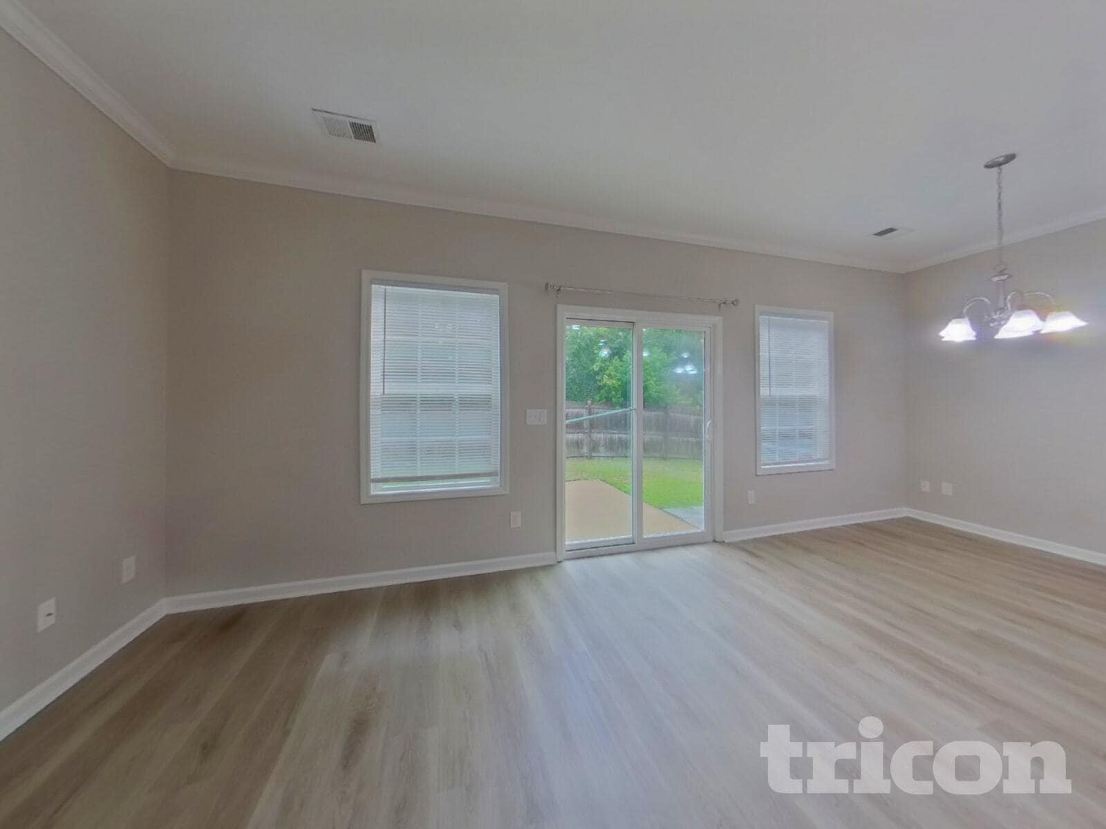 Building Photo - 653 Dawsons Park Wy