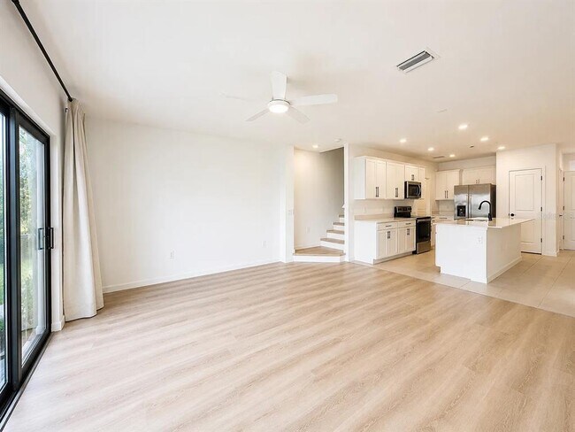 Building Photo - 6312 Silverstar Dr