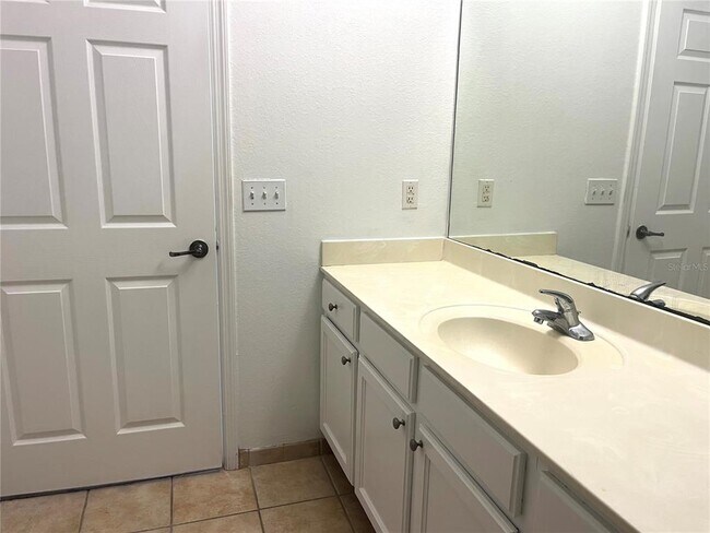 Building Photo - 3177 Feltrim Pl
