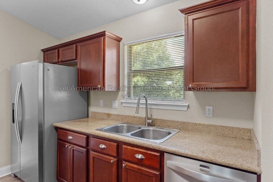 Building Photo - 6255 Bullet Dr