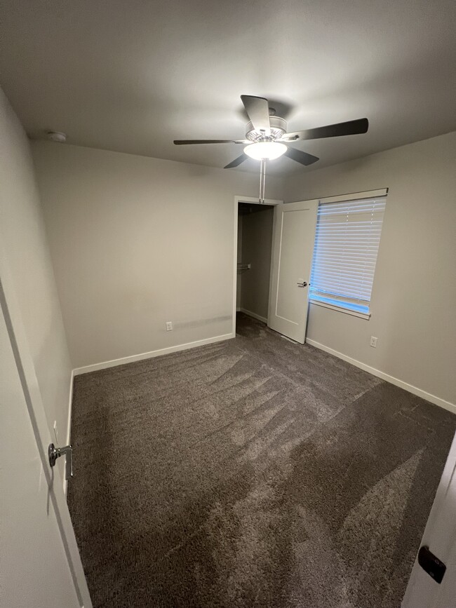 Upstairs bedroom - 772 River Bend Ln