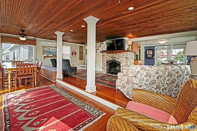 Building Photo - 13 Billows Rd