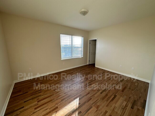Building Photo - 1003 Krenson Woods Rd
