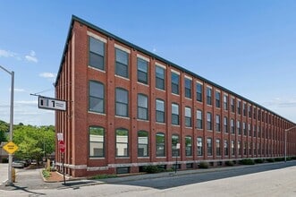 Building Photo - 1 Envelope Terrace