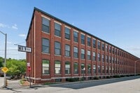 Building Photo - 1 Envelope Terrace