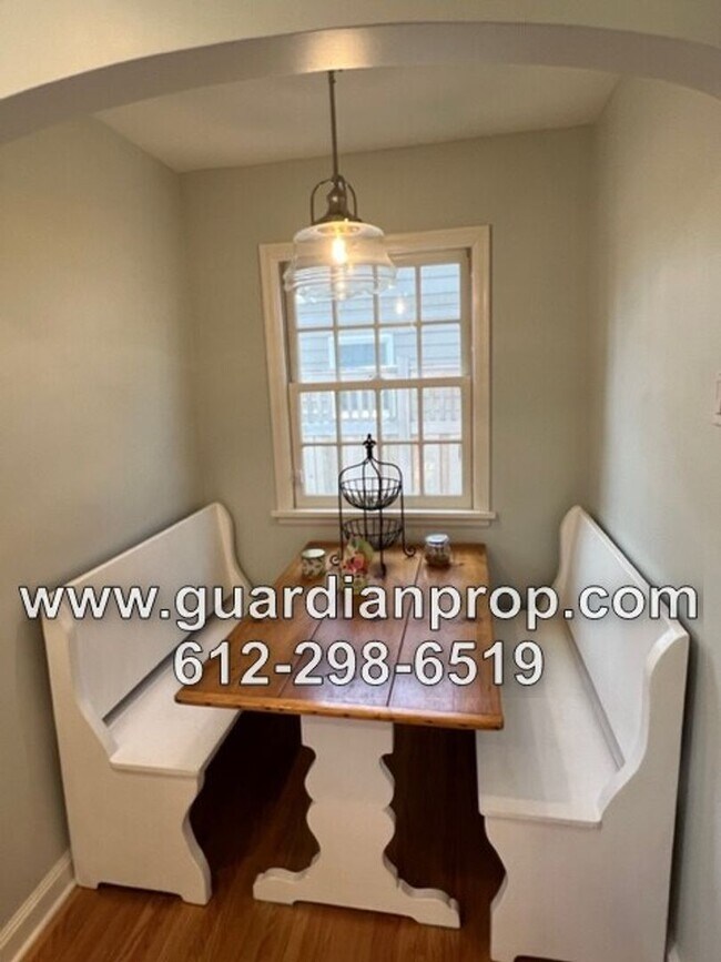 Building Photo - Highland Park House Available December 1st...