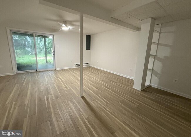 Building Photo - 7308 E Springbrook Ct