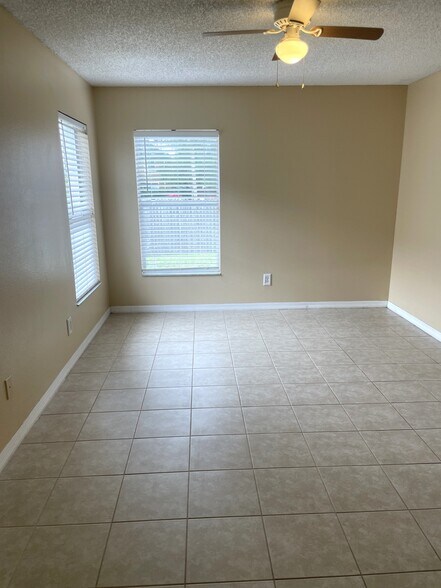 Building Photo - 4189 Shadow Creek Cir