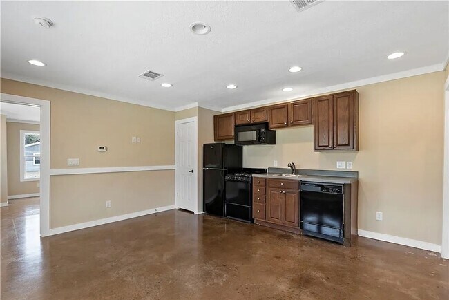 Building Photo - 10291 Ferrill Creek Rd