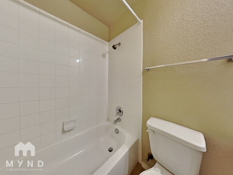 Building Photo - 114 Arcadia Pl