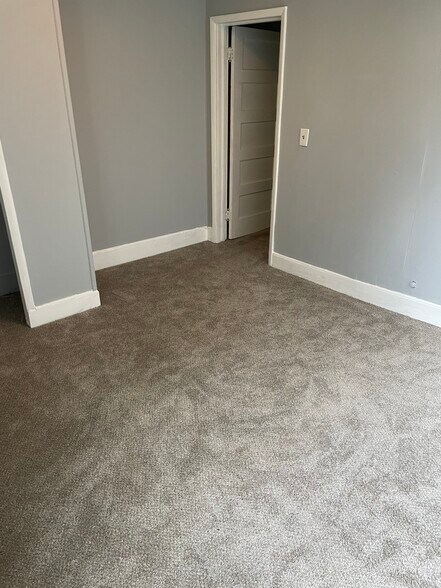Back Room - 3107 N Calvert St