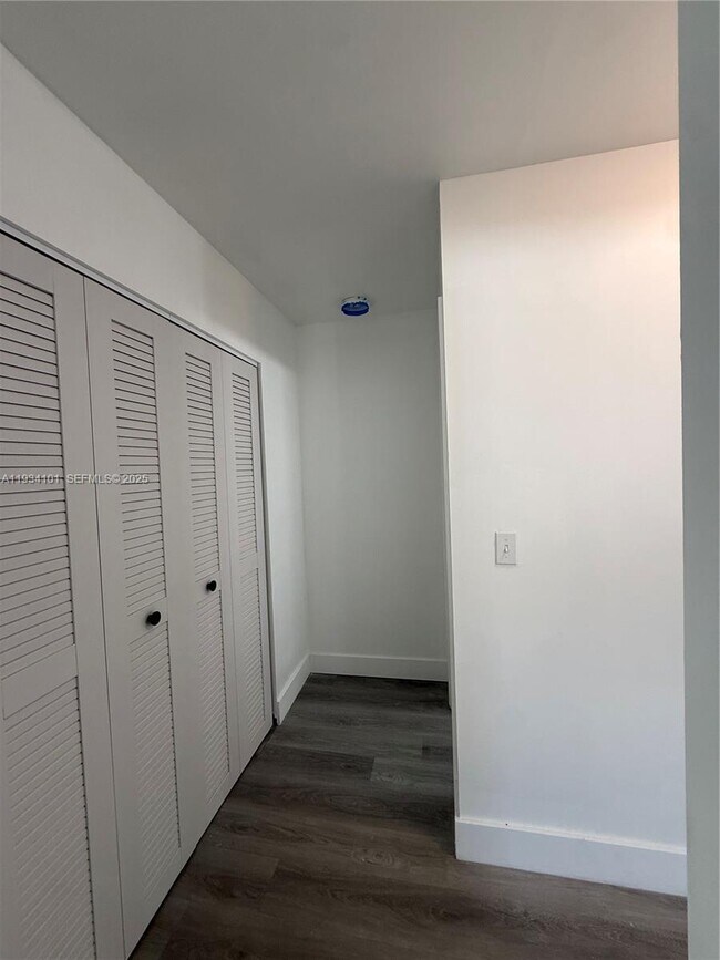 Building Photo - 1055 NW 34th Ave