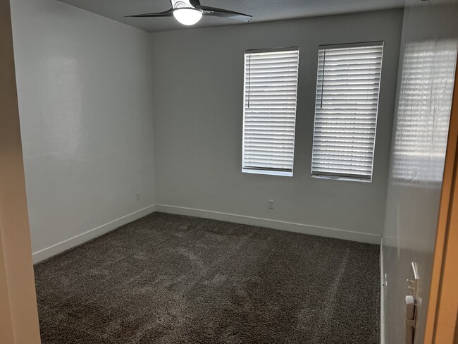 Master bedroom - 875 S Depot St
