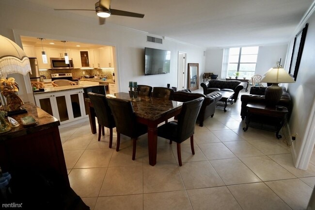 Building Photo - 2 br, 2 bath Condo - 2851 S Ocean Blvd Apt 5P